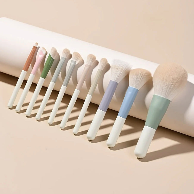 10 Mini Portable Makeup Brush Set – Kit Completo com Pincéis de Sombra, Cerdas Macias, Compacto para Viagem